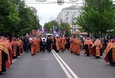 Крестный ход в честь святых Кирилла и Мефодия начался в Краснодаре