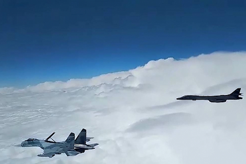 Су-27 поднимали для перехвата разведчика США над Черным морем