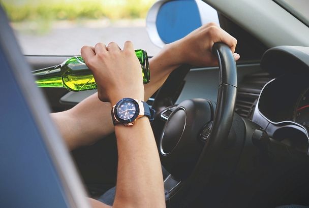 Допустимый уровень алкоголя в крови водителей предлагают снизить