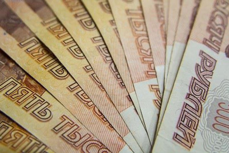 На закупку госсимволов для российских школ выделят почти 1 млрд рублей