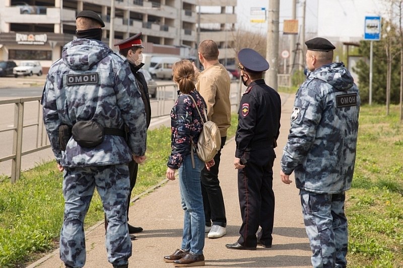 В Краснодарском крае выписан первый штраф за нарушение карантина. Женщина заплатит 15 тысяч рублей