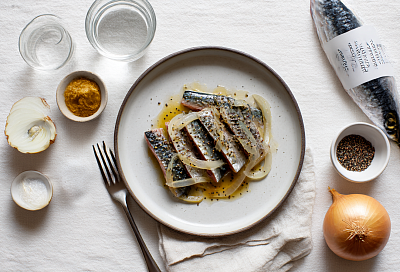 Скумбрия за час: быстро, нежно и с пикантной горчинкой