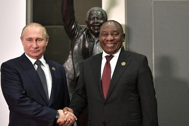 Владимир Путин пригласил президента ЮАР на саммит в Сочи