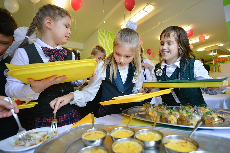 Охват горячим питанием в школах Краснодарского края достиг почти 99%