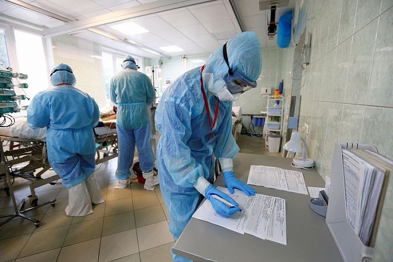 За последние сутки в Краснодарском крае подтверждено 195 новых случаев заболевания коронавирусом