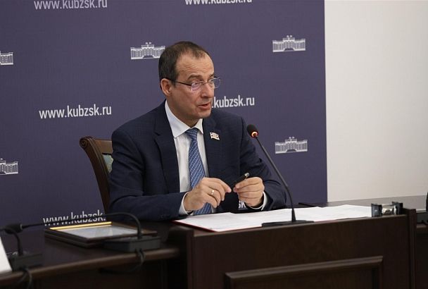 Юрий Бурлачко: «На предстоящей сессии мы планируем рассмотреть не менее 40 вопросов»
