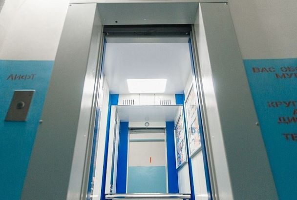 В Краснодарском крае обновили более 98% лифтов от плана этого года