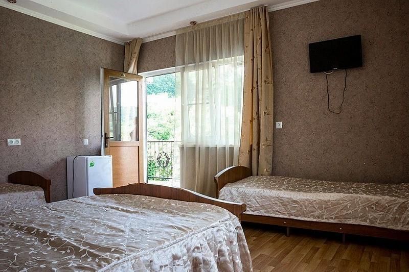 В Сочи выявили более 200 незаконных частных гостиниц под видом ИЖС