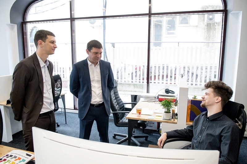 Во время общения с главой Краснодара молодые бизнесмены рассказали, что «Платформа» – отличная отправная точка для реализации бизнес-идей.