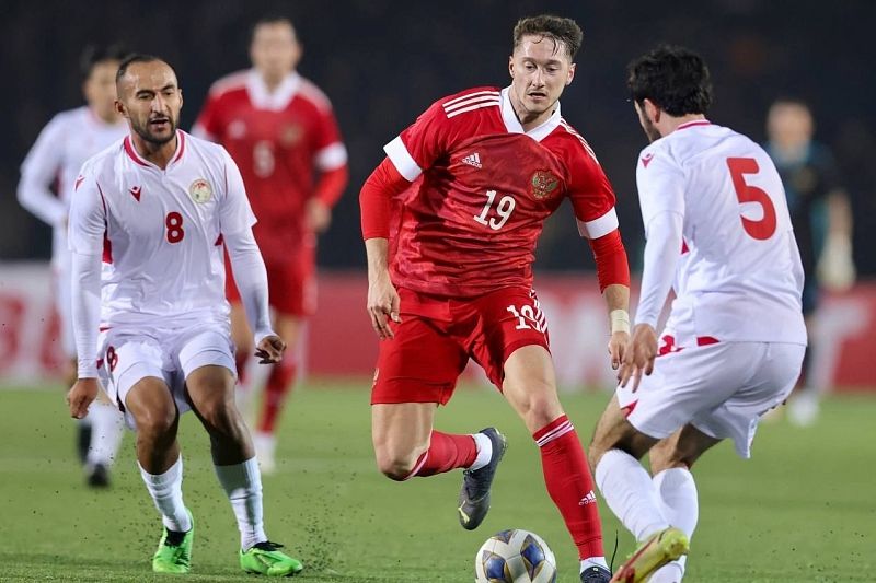 Сборная России сыграла вничью с командой Таджикистана