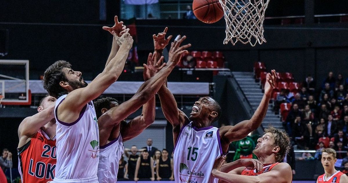 Баскетбол. High school basketball. Старый баскетбол. Старый баскетбол. Баскетболист гарнет селтик бостон.