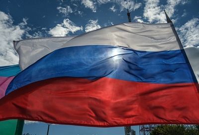 Голубь мира, триколор и букеты ромашек. Телебашня в Сочи включит подсветку 1 мая