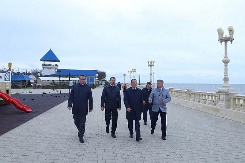 Спикер кубанского парламента Юрий Бурлачко посетил с рабочим визитом Приморско-Ахтарский район