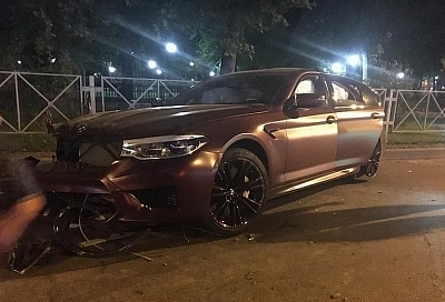 Федор Смолов требует компенсацию за разбитый в Краснодаре BMW в размере 8 млн рублей