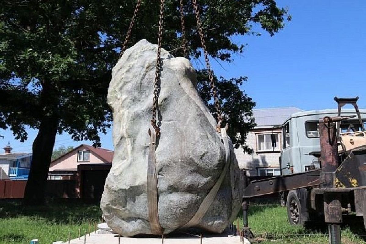 Памятники военной истории откроют в Геленджике и Усть-Лабинске 