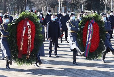 Память героев-освободителей города от немецко-фашистских захватчиков почтили в Краснодаре