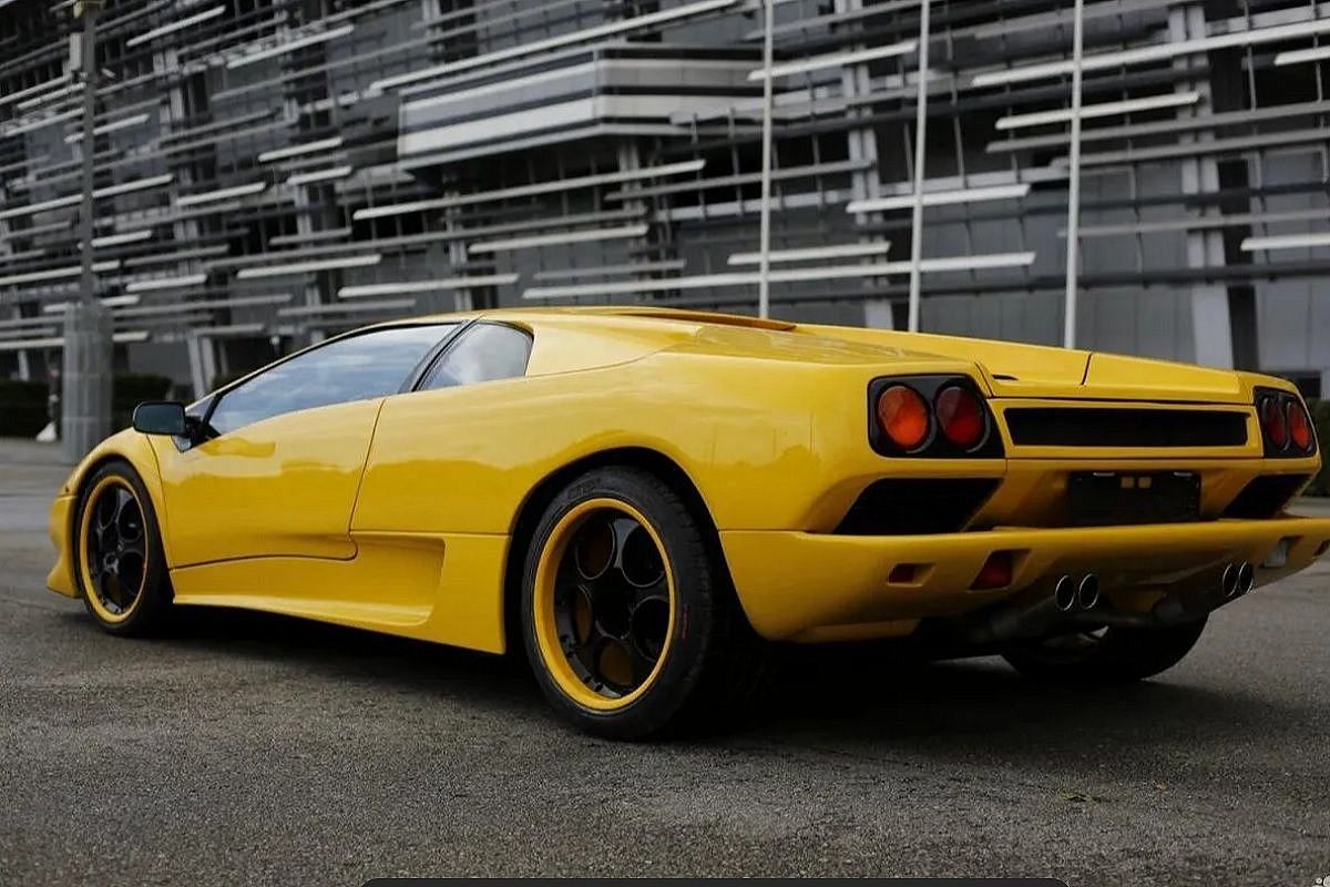 Lamborghini Diablo 1992 года продают в Сочи за 34 млн