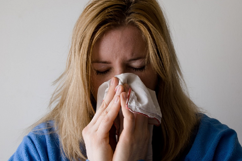 Терапевт назвала опасные осложнения после перенесенного «на ногах» гриппа