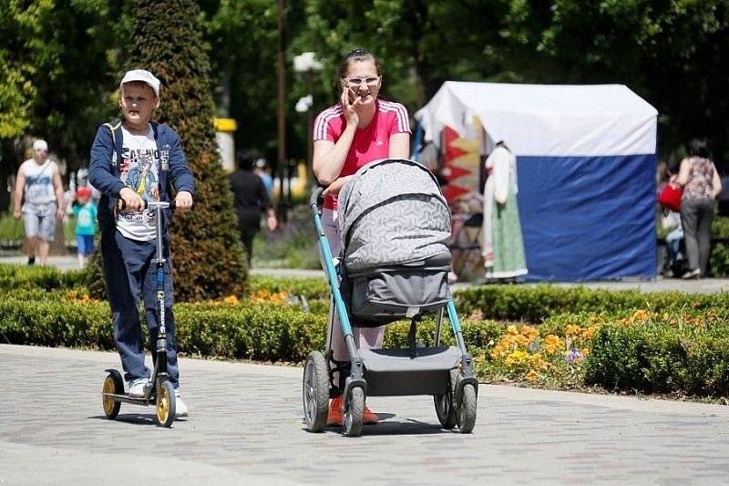 Около 7 млрд рублей на выплаты семьям с детьми от 3 до 7 лет дополнительно получит Краснодарский край