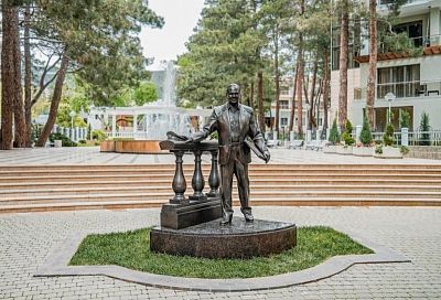 В Геленджике открылся памятник Евгению Киселю
