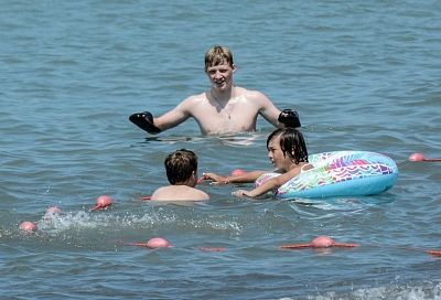 На каких курортах Краснодарского края самая теплая вода в море