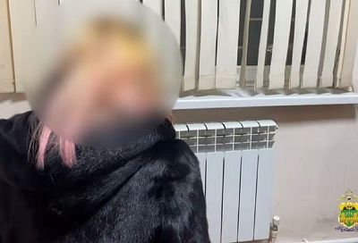 На Кубани задержали курьера мошенников, выманивших у женщины 15 млн рублей 