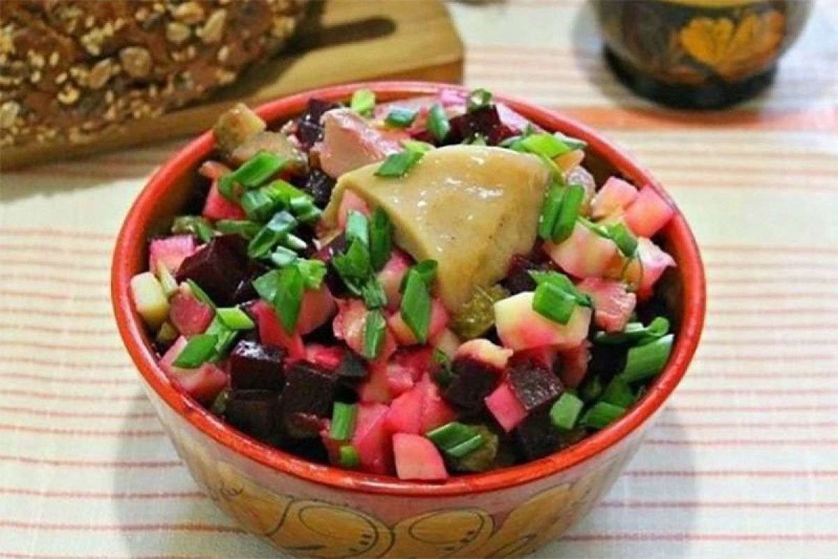 Винегрет «Старорусский» с волшебной заправкой: просто смешал горчичный порошок с уксусом и сахаром