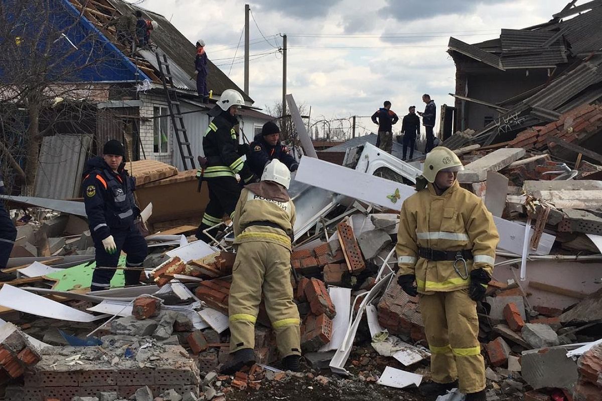 Опубликовано видео с места взрыва бытового газа в Краснодарском крае