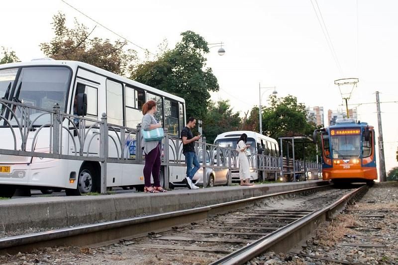 В Краснодаре на День города продлят работу общественного транспорта