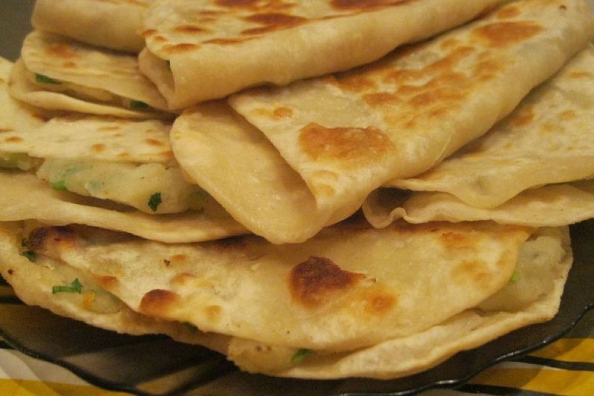 Как лаваш, но намного вкуснее: пеките татарский кыстыбый (лепешки без масла) так – 20 минут, и можно в пост или на диете