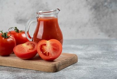 Побольше красненького: пять причин ежедневно пить томатный сок