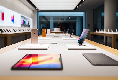 Техника Apple в России дорожает из-за конфликта на Ближнем Востоке