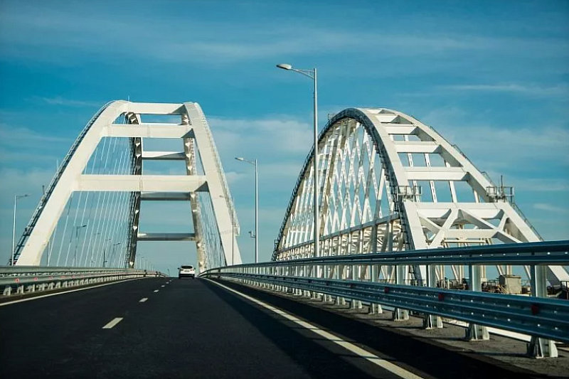 Досмотр на Крымском мосту планируют ускорить с 1 мая
