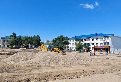 Благоустройство центральной площади Белореченска по нацпроекту «Жилье и городская среда» выполнили на 10%