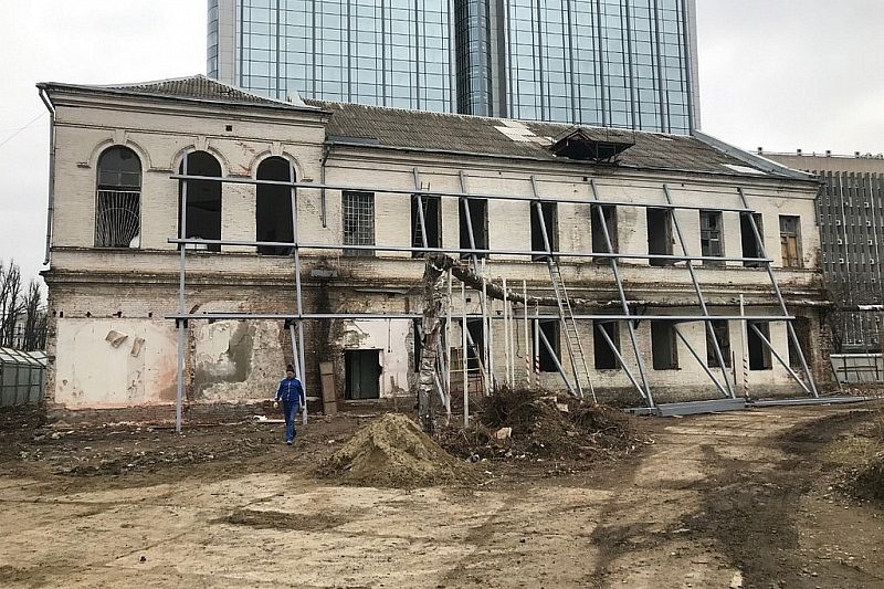 В Краснодаре началась реконструкция здания женского городского училища