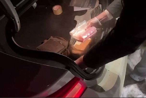 Полиция нашла в машине жителя Геленджика почти килограмм «синтетики»