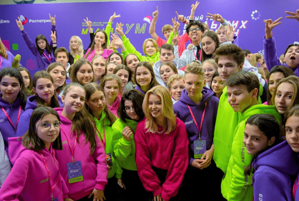 В 2022 году школьники из ДНР и ЛНР впервые примут участие в конкурсе «Большая перемена»