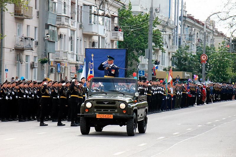 День Победы в Новороссийске в 2019 году отметят традиционным парадом, кашей и салютом