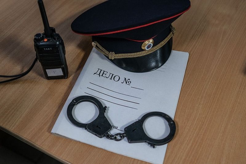 В Краснодарском крае приезжий украл у отдыхающих из гостевого дома 75 тыс. рублей