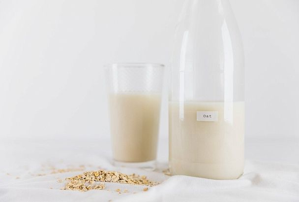 Овсяное молоко: полезный растительный напиток для здоровья и энергии