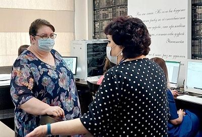 Министр образования Кубани Елена Воробьева проверила организацию ЕГЭ в краснодарском лицее