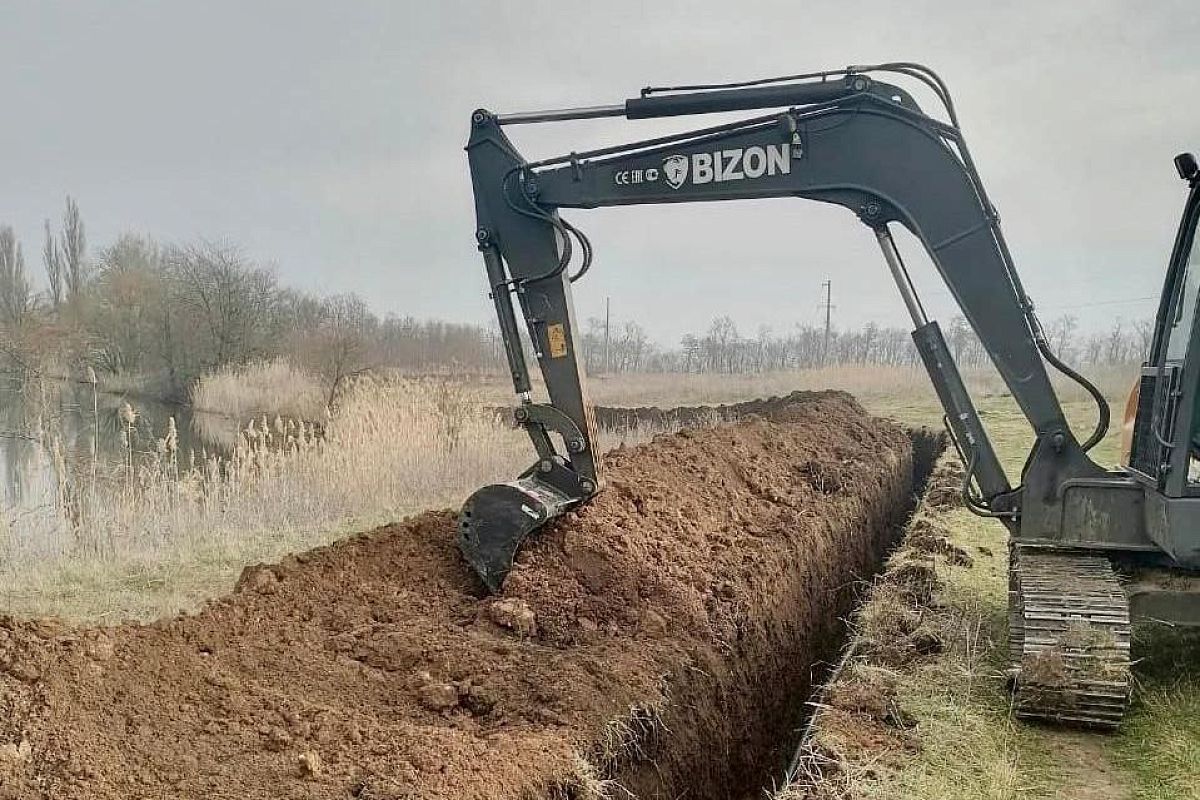 Ремонт водопровода завершают в Выселковском районе