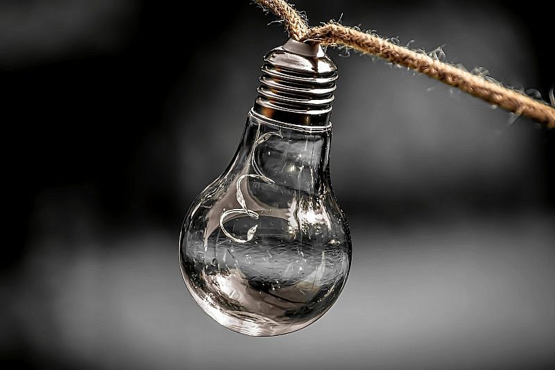 Более двух тысяч человек остались без света из-за энергоаварии в Краснодаре