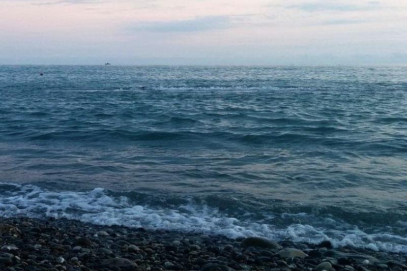 В Сочи спасатели достали из моря пьяного туриста из Воронежа