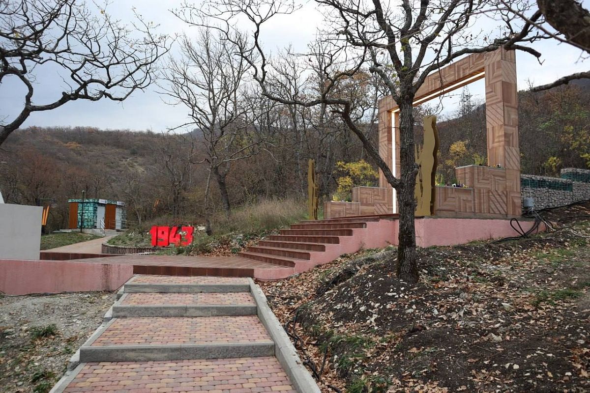 Патриотический терренкур готовят к открытию в Геленджике