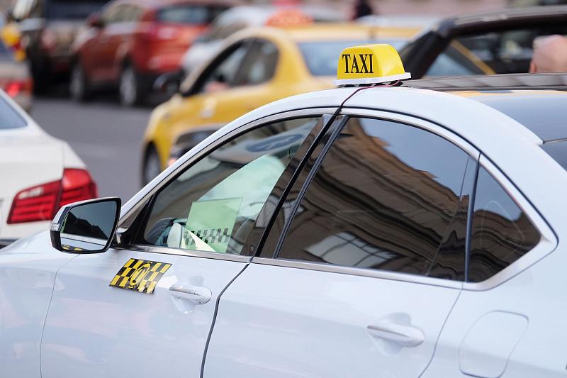 Таксистам запретят работать сверх нормы
