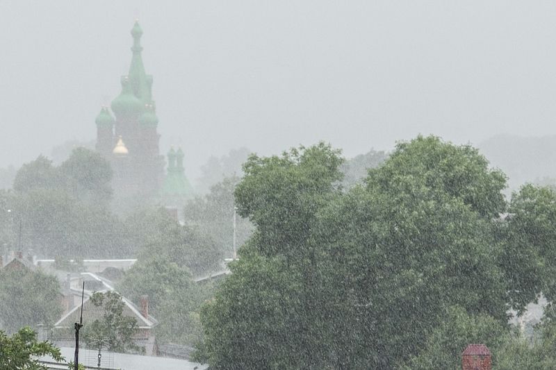 Мощный циклон из Европы идет на Кубань: ожидаются залповые ливни и похолодание