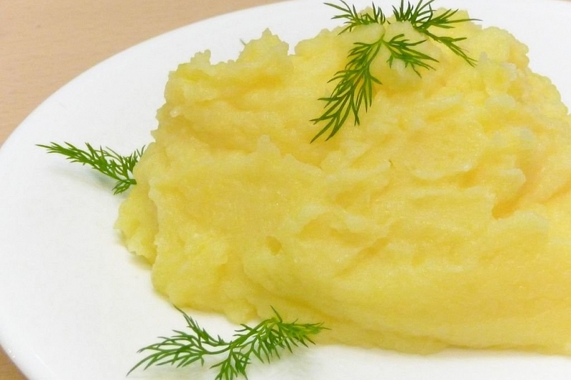 Ученые предложили заменить спортивное питание картофельным пюре