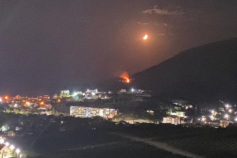 Причиной пожара на горе Колдун в Новороссийске стала запущенная ракета