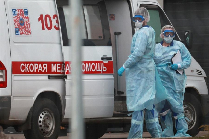 Россия вышла на второе место в мире по числу случаев заражения коронавирусом